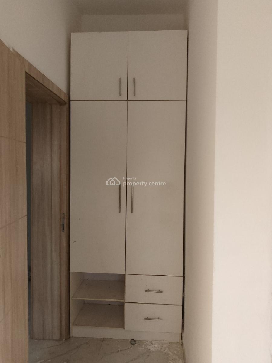 Very Spacious and Newly Renovated 2 Bedroom Flat, Off Mobile Road, Ilaje, Ajah, Lagos, Flat / Apartment for Rent