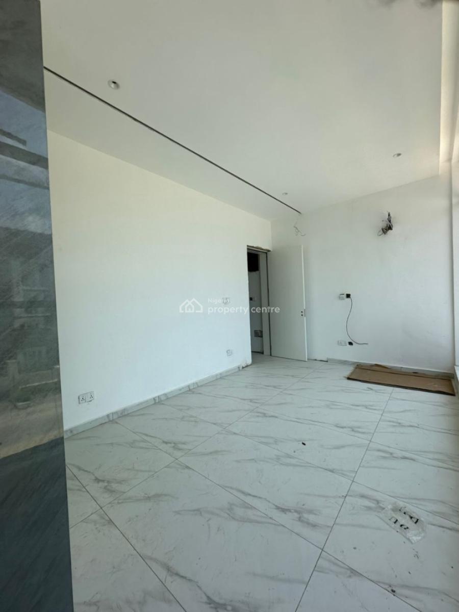 Newly Built 2 Bedroom Apartments with Swimming Pool, Lekki Phase 1, Lekki, Lagos, Flat / Apartment for Sale