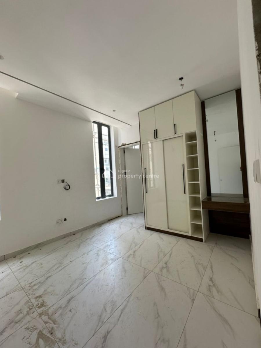 Newly Built 2 Bedroom Apartments with Swimming Pool, Lekki Phase 1, Lekki, Lagos, Flat / Apartment for Sale