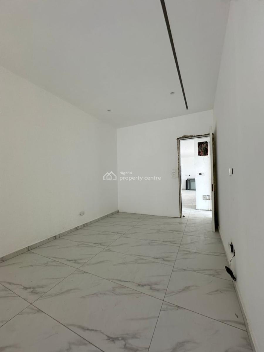 Newly Built 2 Bedroom Apartments with Swimming Pool, Lekki Phase 1, Lekki, Lagos, Flat / Apartment for Sale