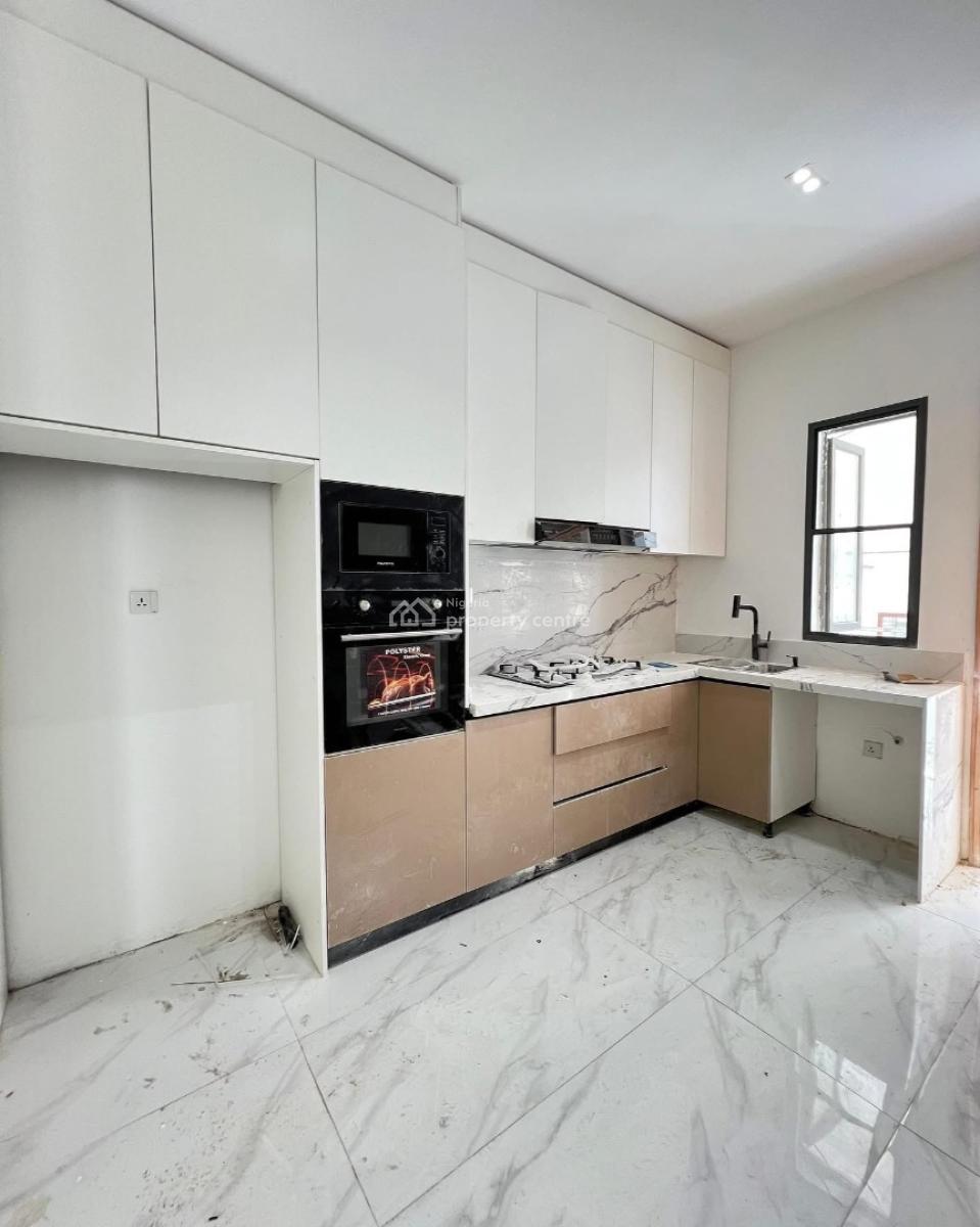 Luxury 2-bedroom Apartment, Lekki Phase 1, Lekki, Lagos, Flat / Apartment for Sale