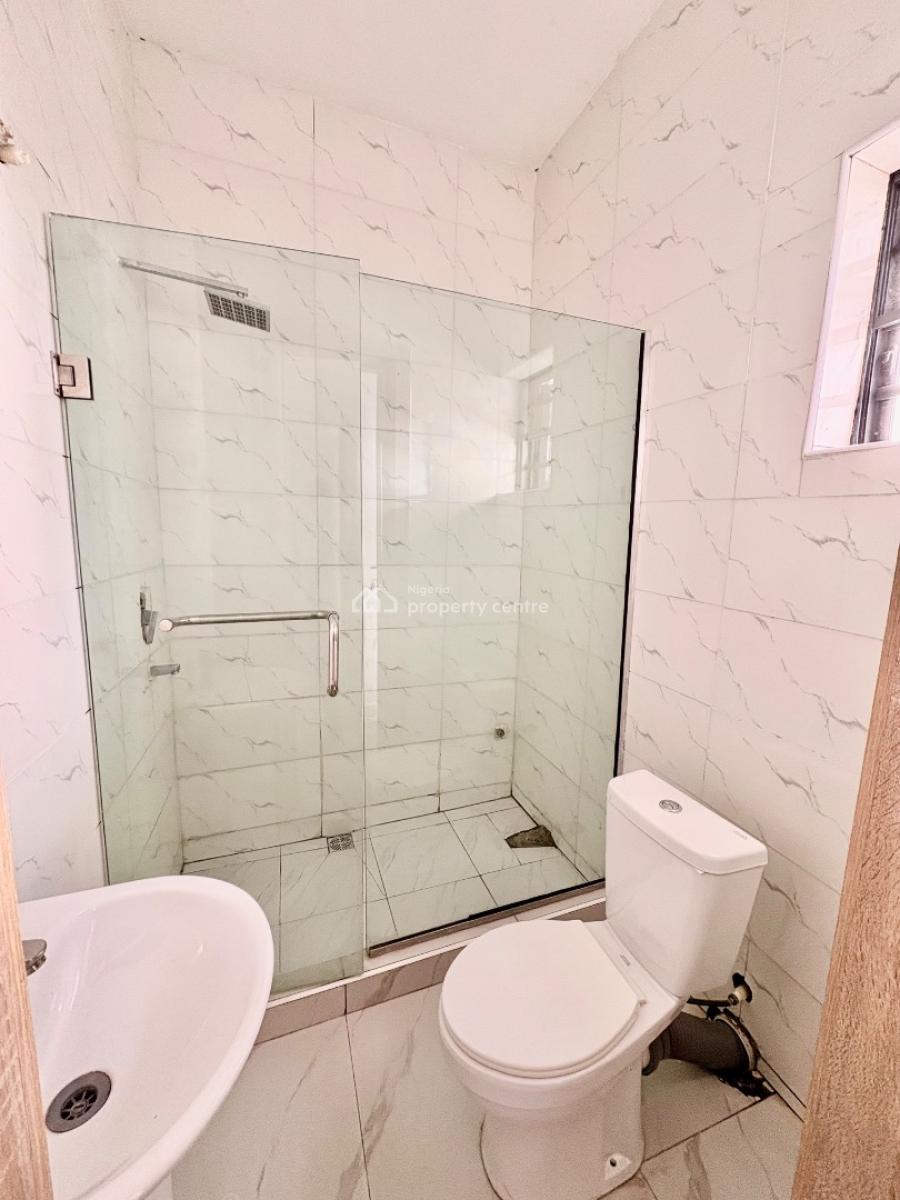 Queens Room with Inverter in an Elite Well-secured Estate at Orchid, Spring Garden Estate Phase 2 After The Orchid Roundabout, Lekki, Lagos, Flat / Apartment for Rent