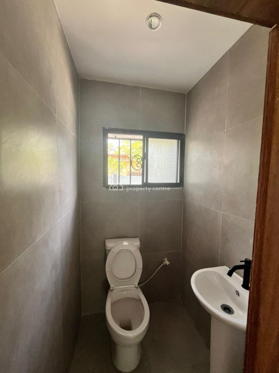 4 Bedroom Detached House with 3 Rooms Bq, Vgc, Lekki, Lagos, Detached Duplex for Sale