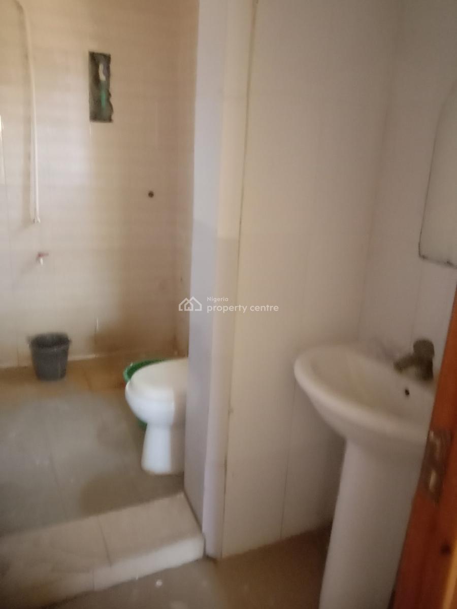 Shared Apartments Downstairs with Wardrobe, Rock Stone Estate, Badore, Ajah, Lagos, Self Contain (single Rooms) for Rent
