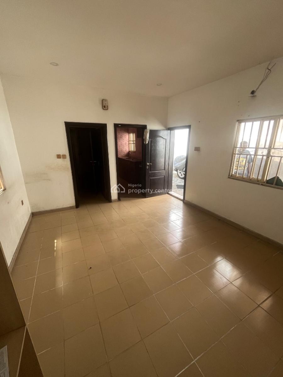 Exquisite Self Contained, Off Duro Simi Etti Drive, Lekki Phase 1, Lekki, Lagos, Self Contain (single Rooms) for Rent