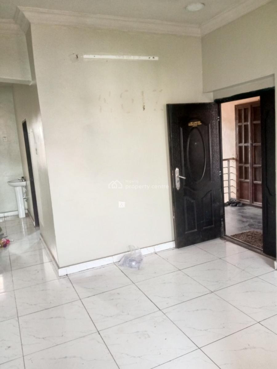 Spacious 2bedroom Flat, Mayaka Street Magoro/cwment, Mangoro, Ikeja, Lagos, Flat / Apartment for Rent