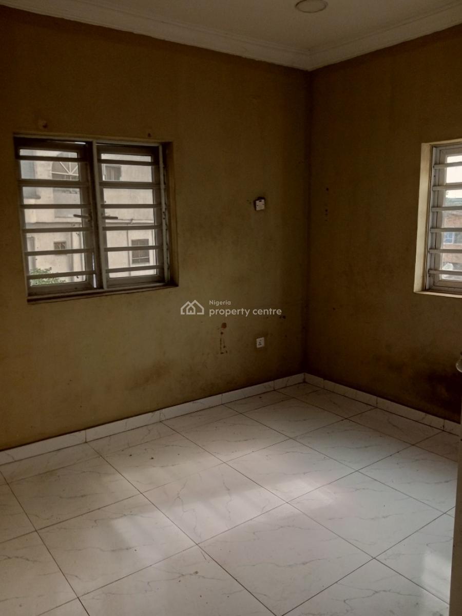Spacious 2bedroom Flat, Mayaka Street Magoro/cwment, Mangoro, Ikeja, Lagos, Flat / Apartment for Rent