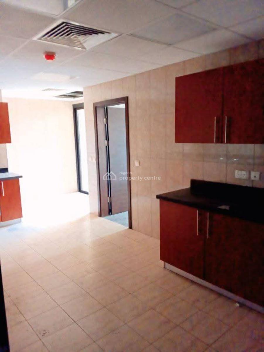 Waterfront 4 Bedroom Penthouse, Ocean Parade Towers, Banana Island, Ikoyi, Lagos, Flat / Apartment for Sale