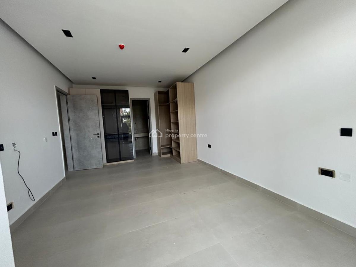 Luxury 3-bedroom Apartment, Lekki Phase 1, Lekki, Lagos, Flat / Apartment for Sale