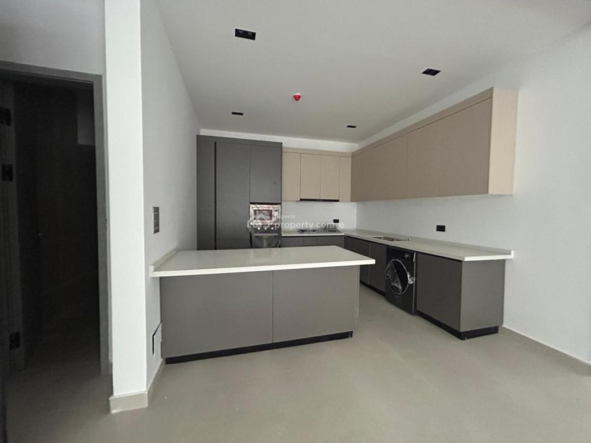 Luxury 3-bedroom Apartment, Lekki Phase 1, Lekki, Lagos, Flat / Apartment for Sale