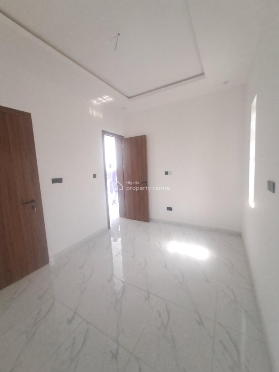 Well Built 2 Bedroom Apartment in a Gated Estate, Abraham Adesanya, Ajah, Lagos, Flat / Apartment for Rent