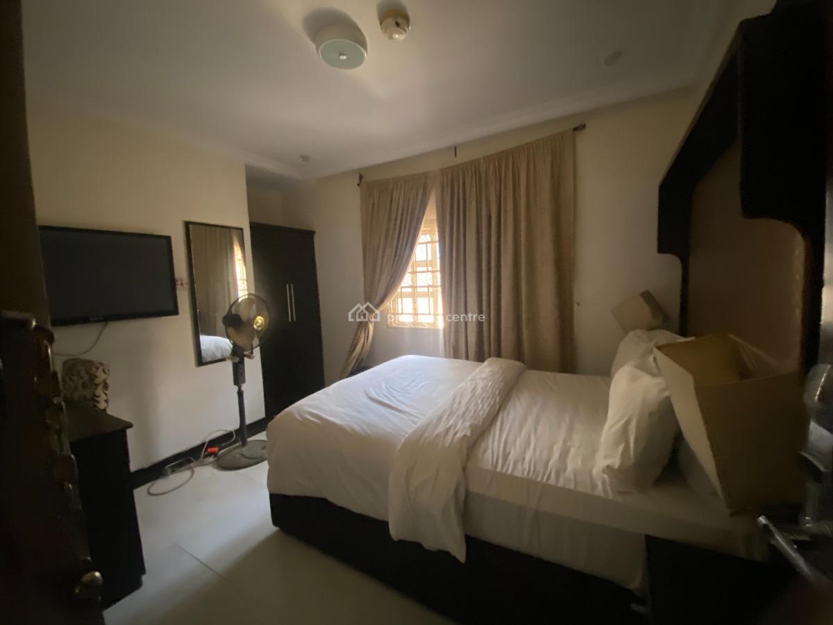 Luxury 17-rooms Hotel, Lekki Phase 1, Lekki, Lagos, Hotel / Guest House for Sale
