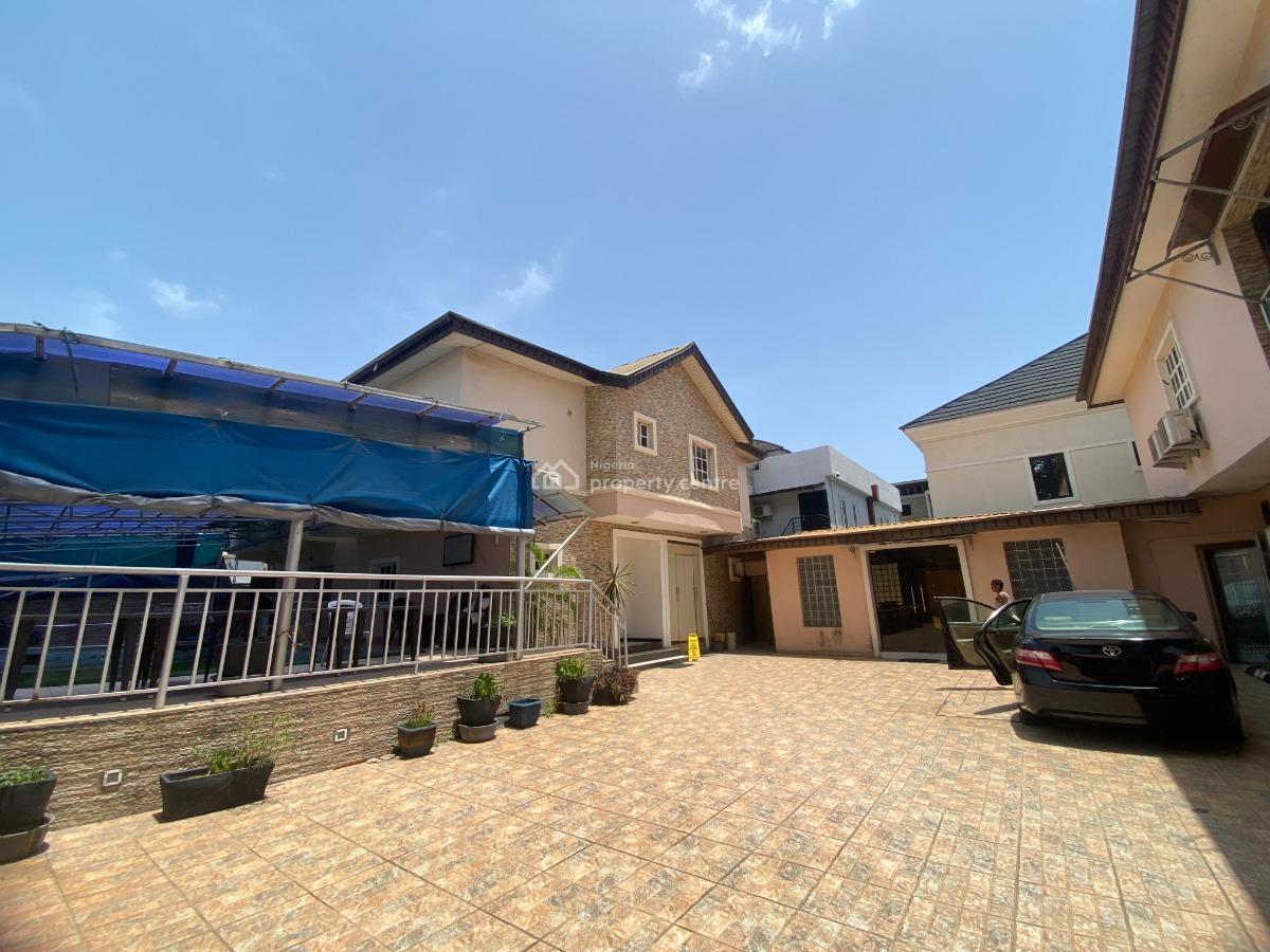 Luxury 17-rooms Hotel, Lekki Phase 1, Lekki, Lagos, Hotel / Guest House for Sale