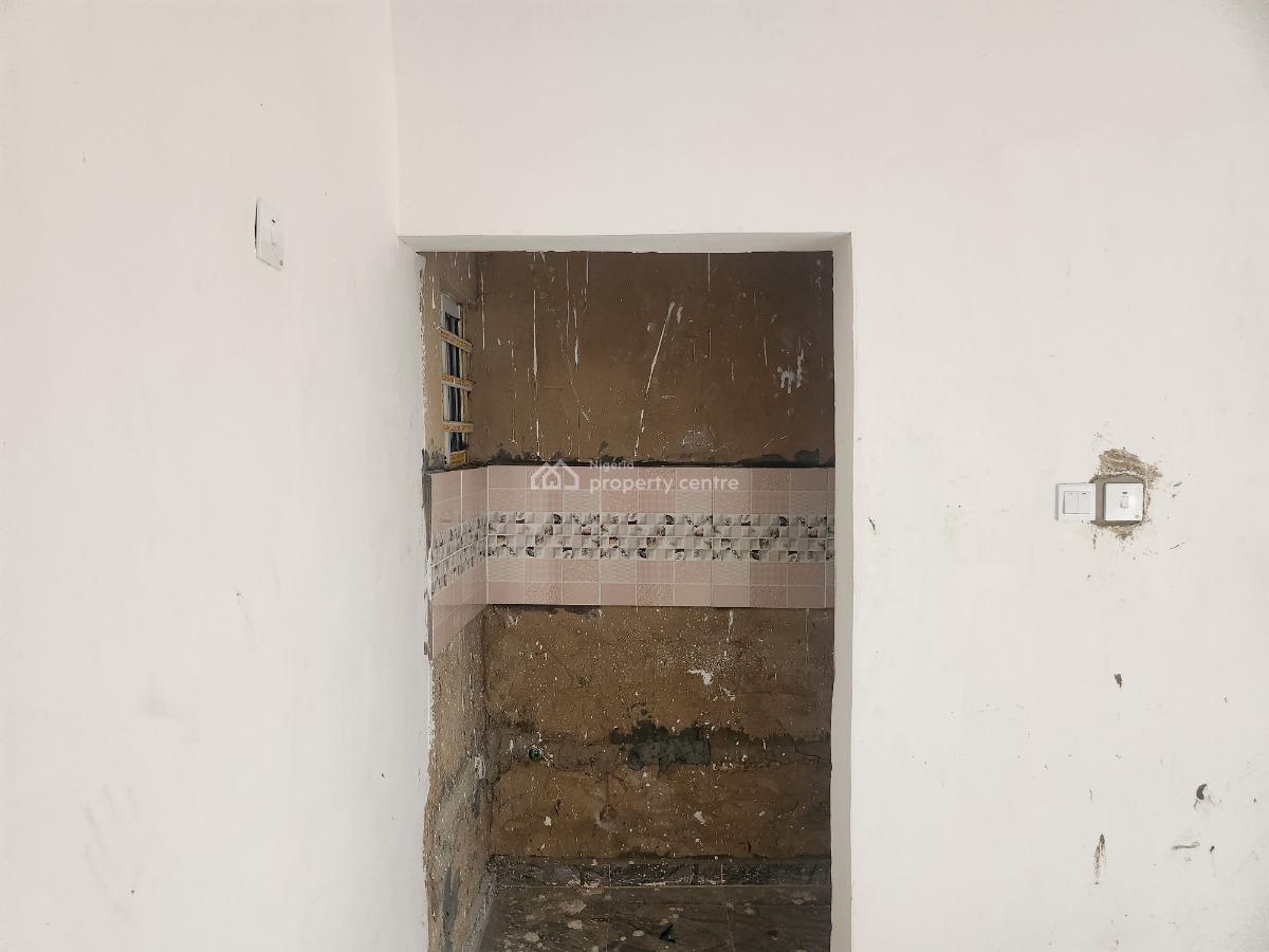 Long Lease 1-bedroom 20years, Shomolu, Pedro, Gbagada, Lagos, Mini Flat (room and Parlour) for Rent