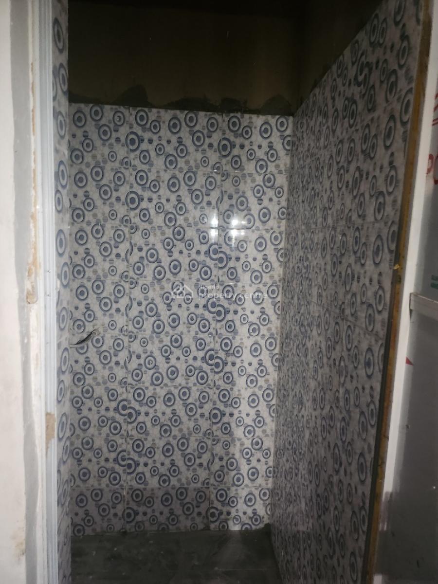 Long Lease 1-bedroom 20years, Shomolu, Pedro, Gbagada, Lagos, Mini Flat (room and Parlour) for Rent