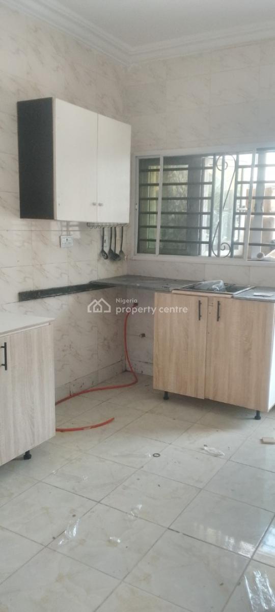 a Spacious Mini Flat, Chevron Alternative, Paradise 2, Lekki, Lagos, Mini Flat (room and Parlour) for Rent