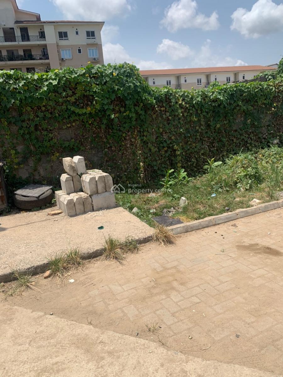 Prime 900sqm Land in Developed  Environment, Panti Road, Adekunle, Yaba, Lagos, Mixed-use Land for Sale