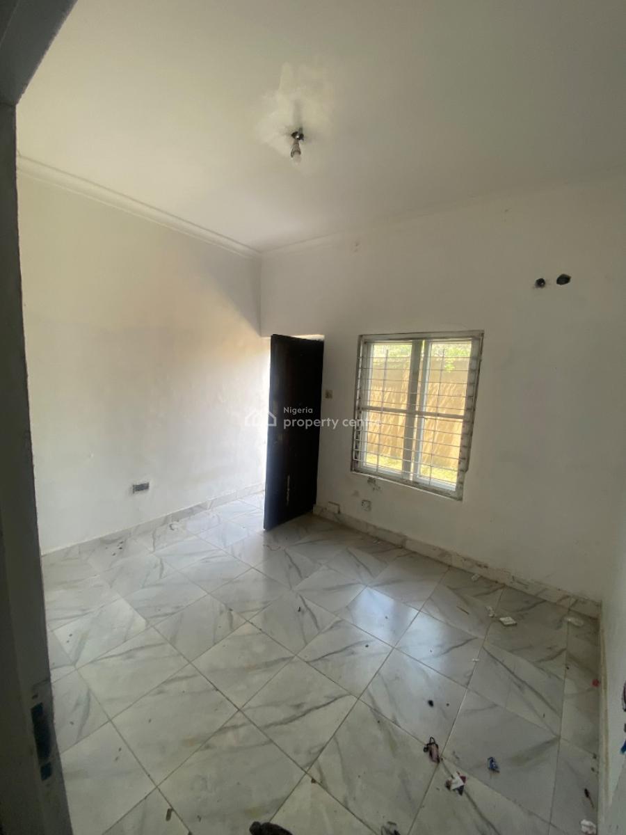 a Mini Self Contain in a Serene Estate, Ikota, Lekki, Lagos, Self Contain (single Rooms) for Rent