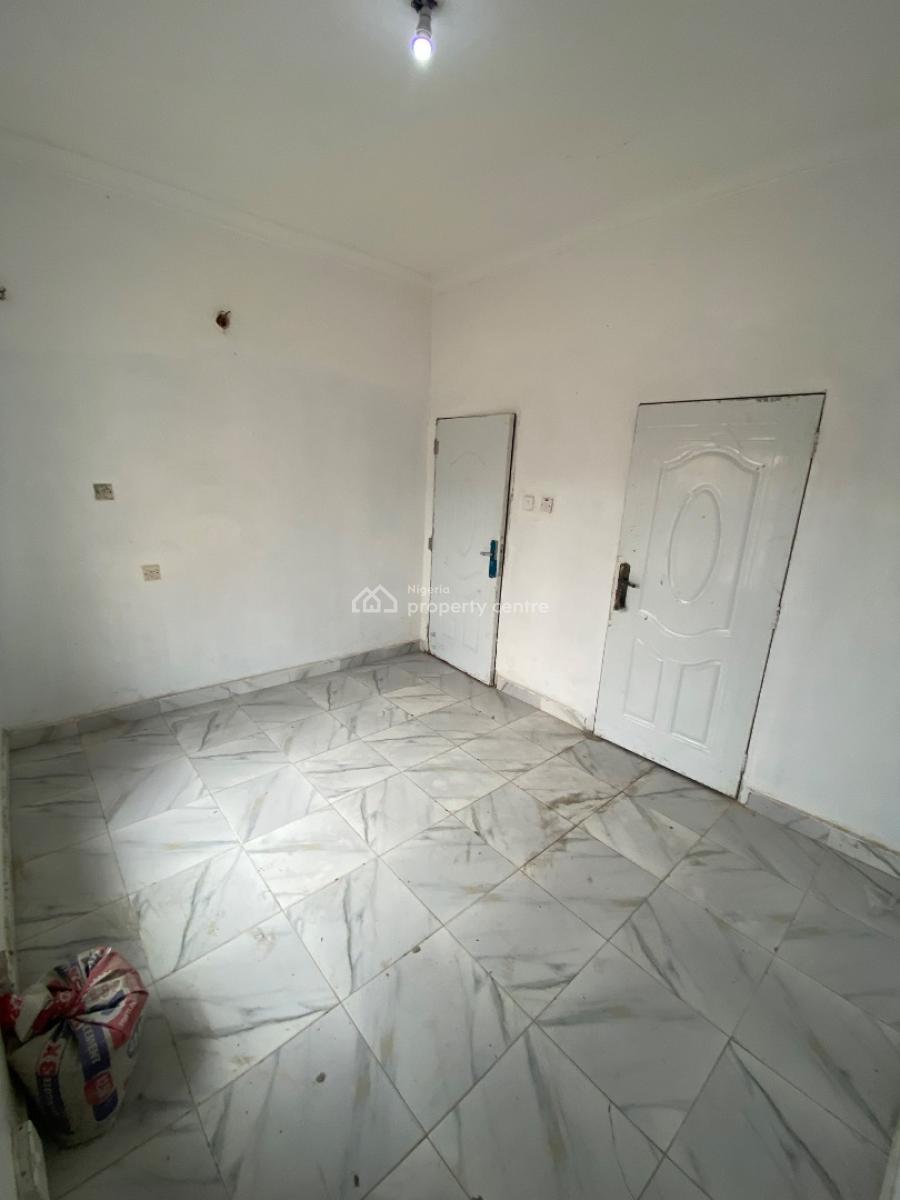a Mini Self Contain in a Serene Estate (dm for Video), Ikota, Lekki, Lagos, Self Contain (single Rooms) for Rent