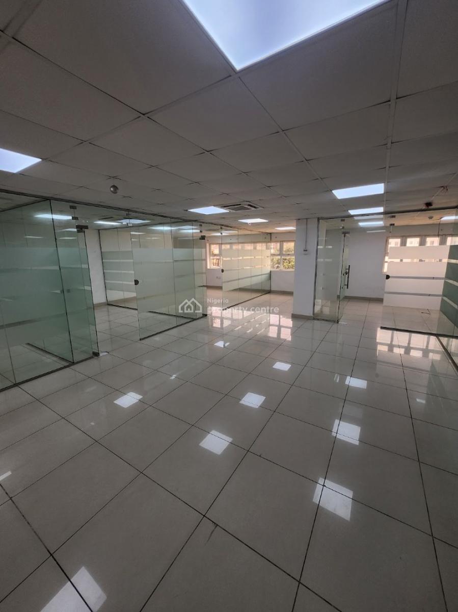 Grade a 190sqm Partitioned Office Space Available, Victoria Island (vi), Lagos, Office Space for Rent