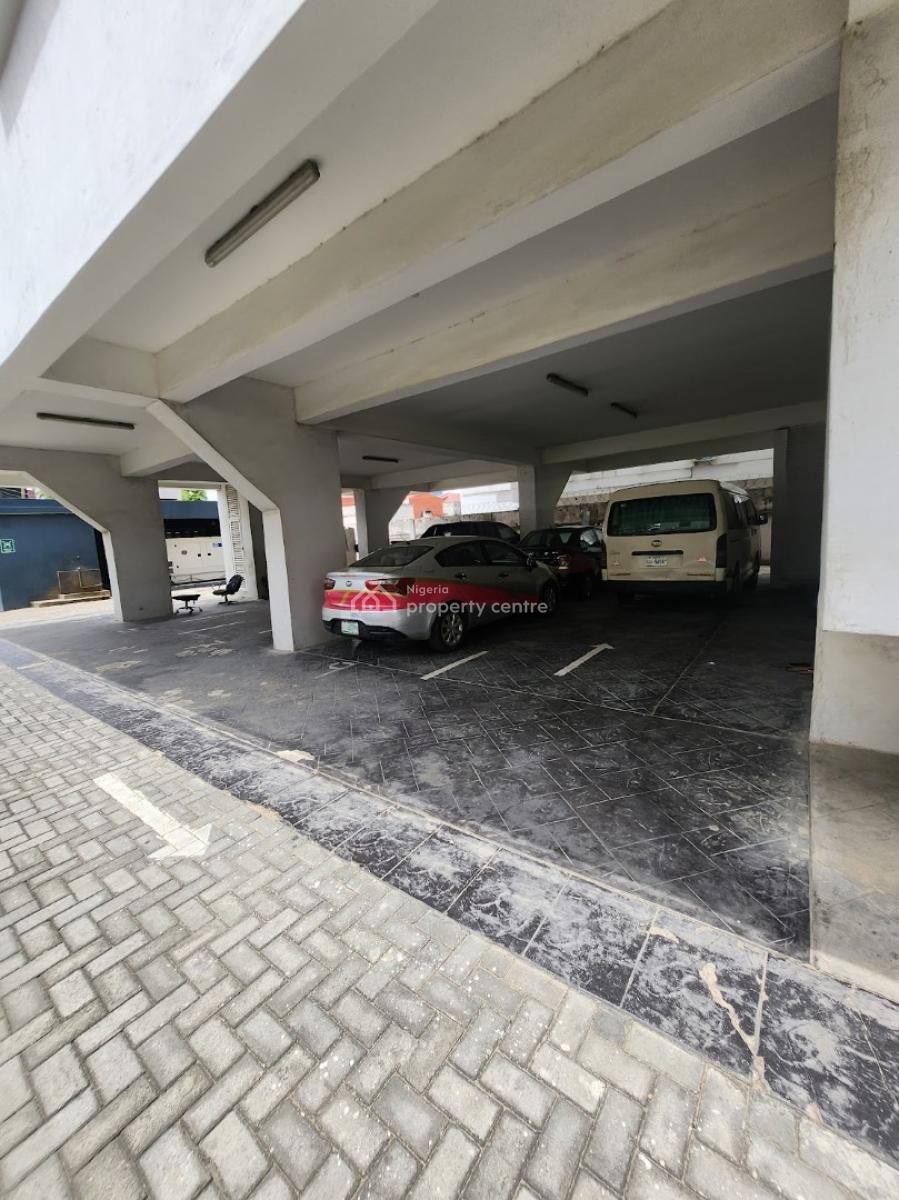 Grade a 190sqm Partitioned Office Space Available, Victoria Island (vi), Lagos, Office Space for Rent