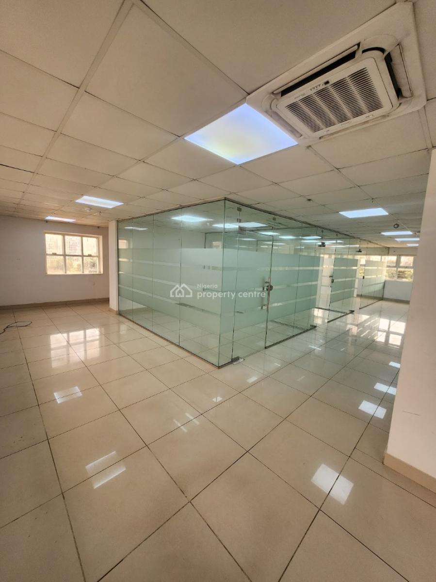 Grade a 190sqm Partitioned Office Space Available, Victoria Island (vi), Lagos, Office Space for Rent