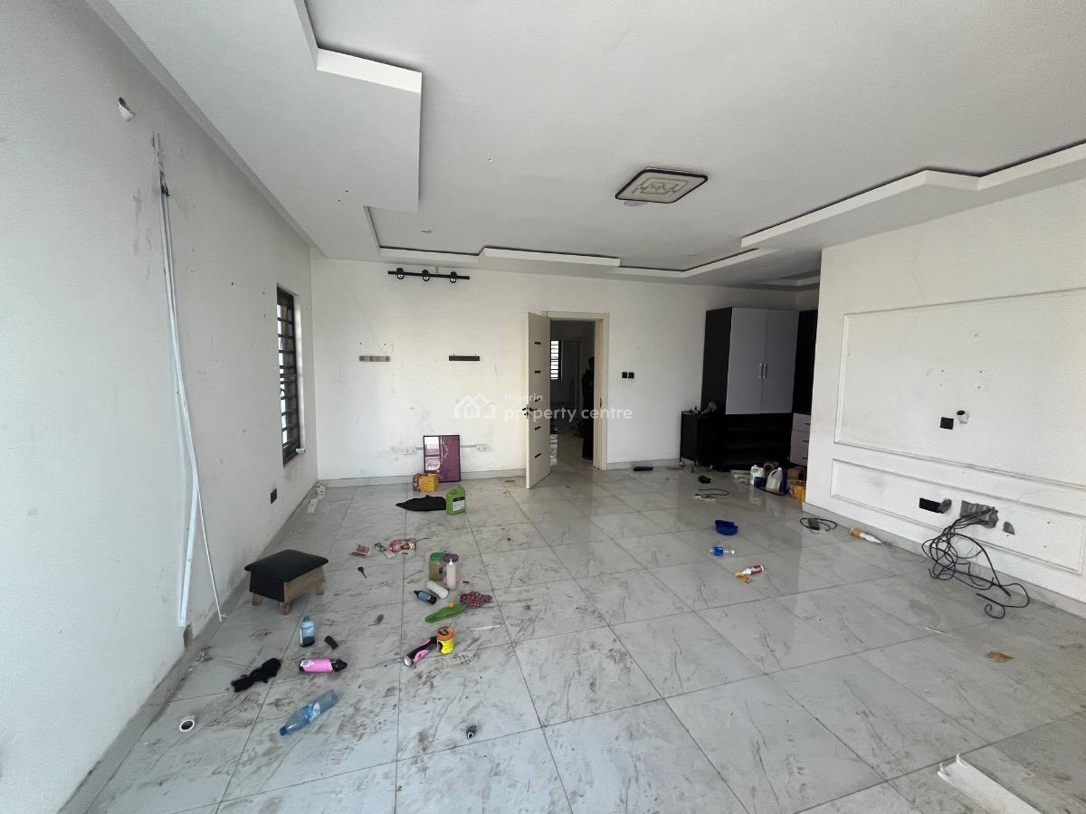 Big Shop Space with 2-bedroom  Prime Commercial Space, Salem, Lekki, Lagos, Shop for Rent