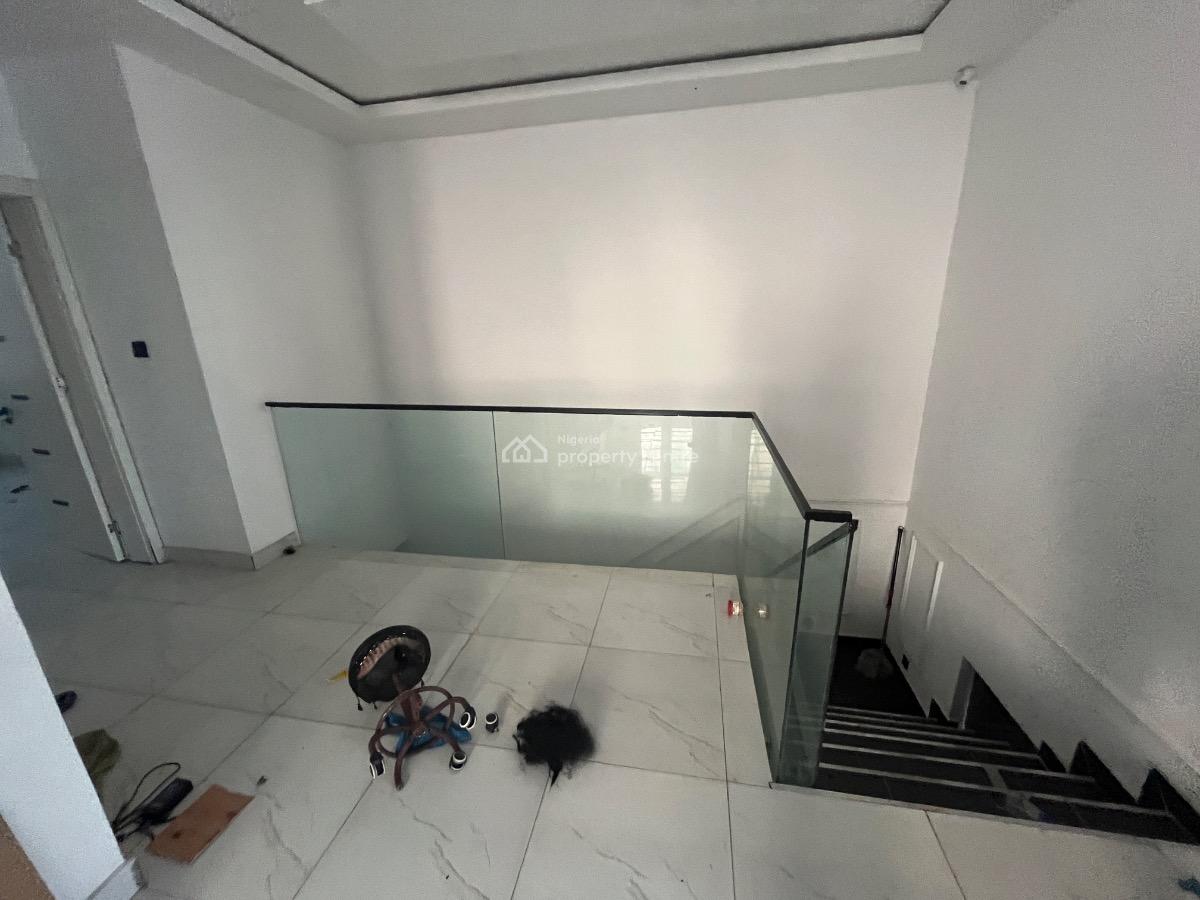 Big Shop Space with 2-bedroom  Prime Commercial Space, Salem, Lekki, Lagos, Shop for Rent