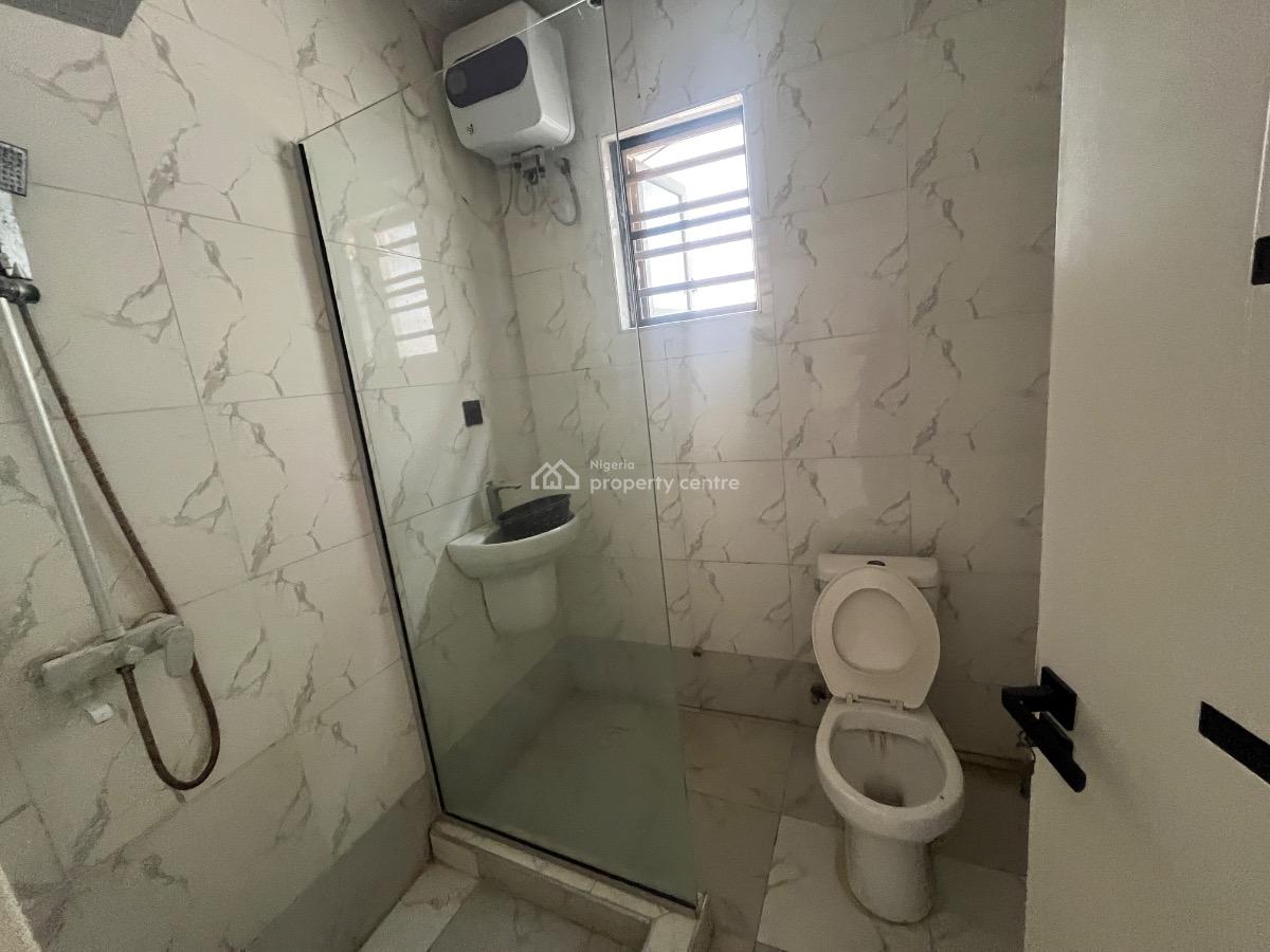 Big Shop Space with 2-bedroom  Prime Commercial Space, Salem, Lekki, Lagos, Shop for Rent