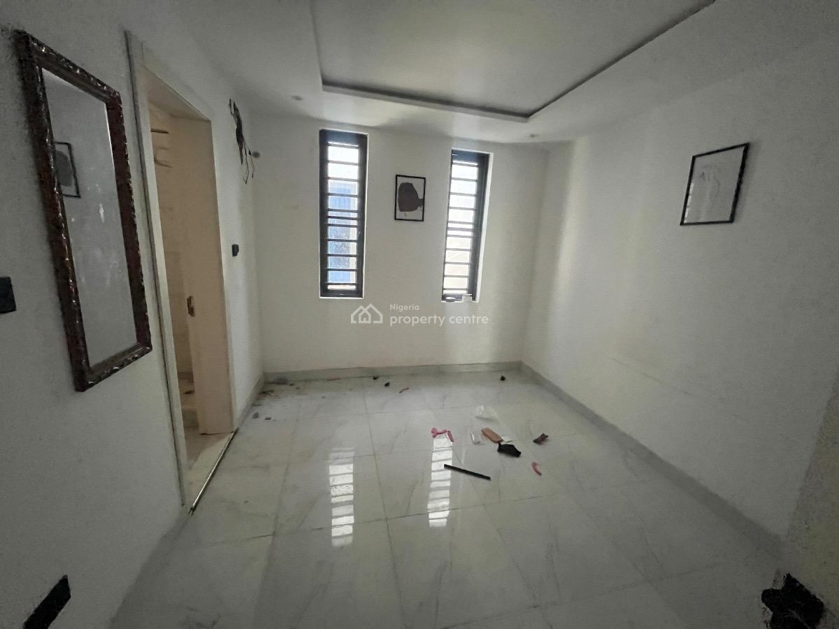 Big Shop Space with 2-bedroom  Prime Commercial Space, Salem, Lekki, Lagos, Shop for Rent