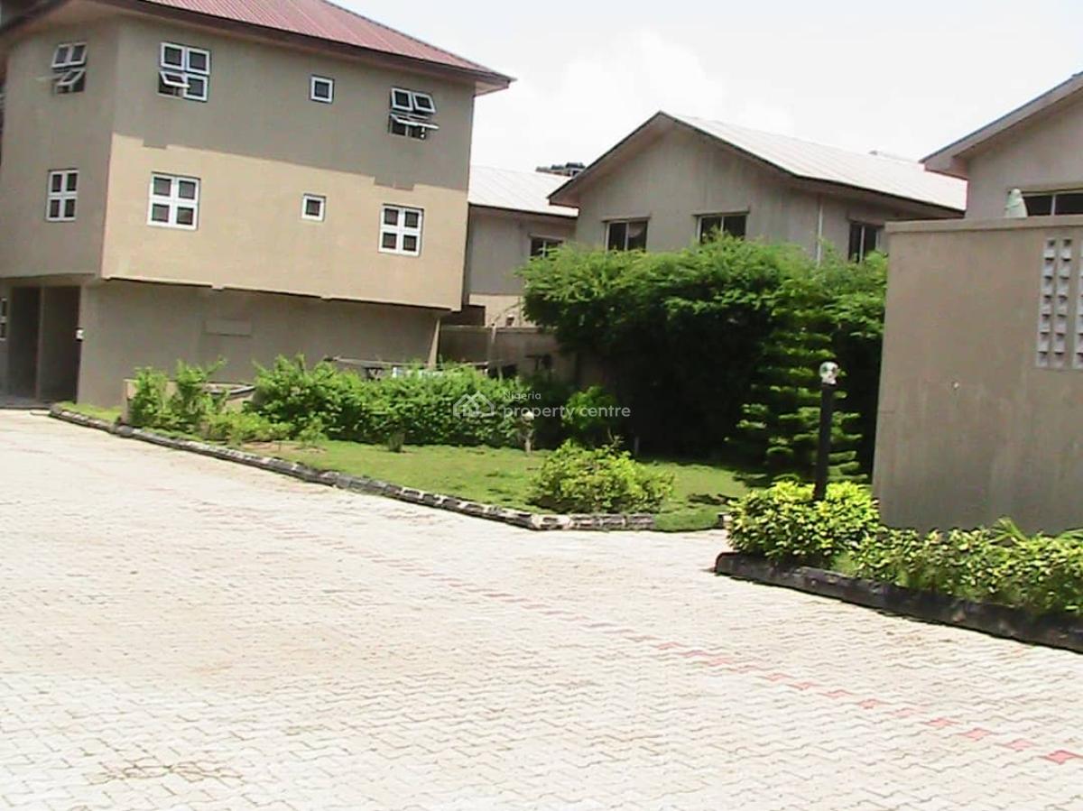 Well Built Mini Estate, Oniru Estate, Victoria Island (vi), Lagos, Block of Flats for Sale