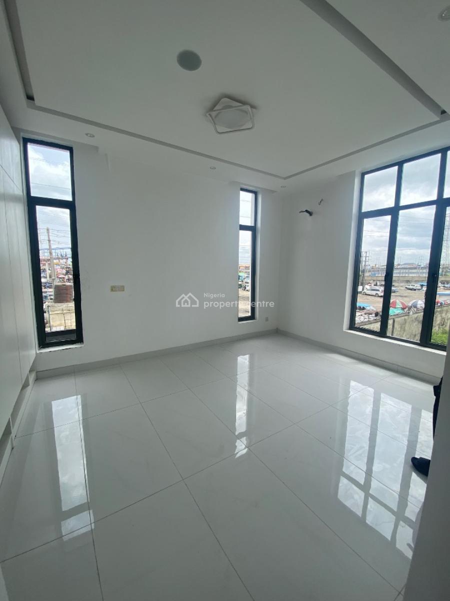 Newly Built 4 Bedroom Spacious Semi Detached Duplex in a Prominent Estate, Royal Garden Estate, Ajiwe, Ajah, Lagos, Semi-detached Duplex for Sale