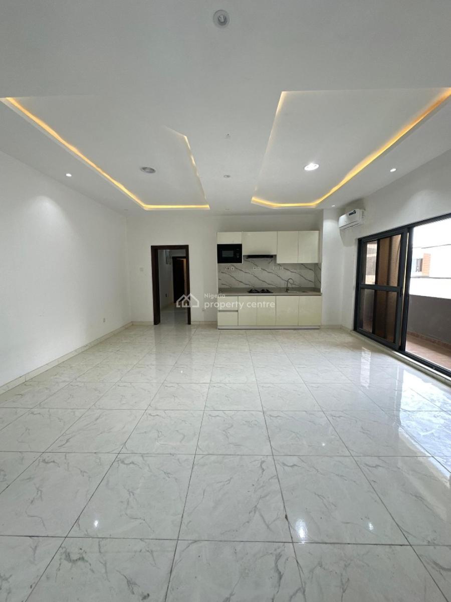 Decently Finished 2 Bedroom Apartment, Lekki Phase One, Lekki, Lagos, Flat / Apartment for Rent