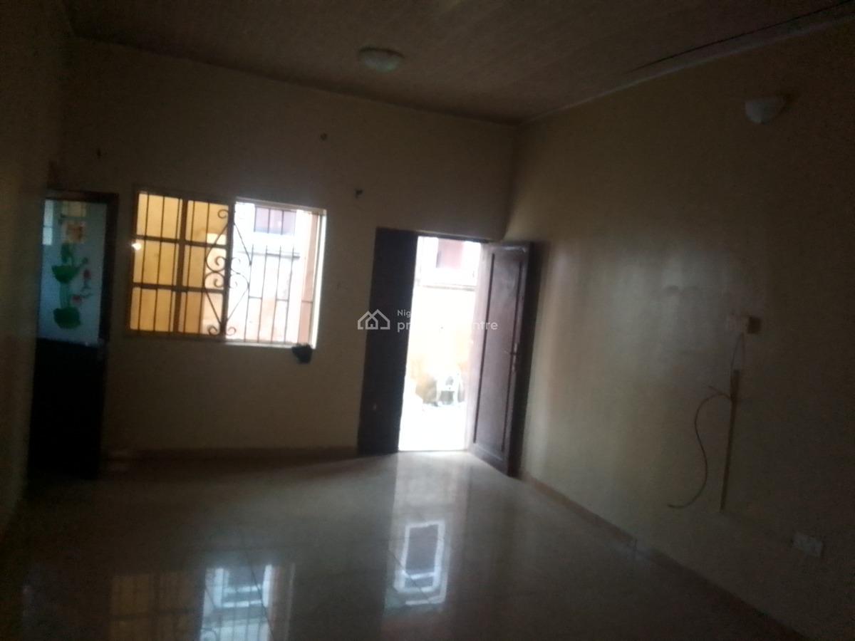Spacious Luxury 2 Bedroom Flat with Excellent Features, Victory Estate Road, Ogombo, Ajah, Lagos, Flat / Apartment for Rent