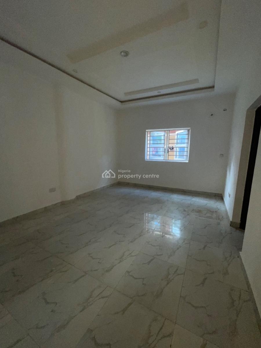 a Spacious 2 Bedroom Apartment with Bq, Eleganza Garden Estate Opposite Vgc, Lekki, Lagos, Flat / Apartment for Rent