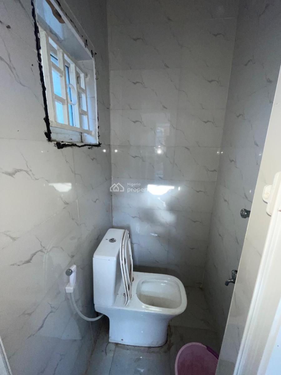 a Spacious 2 Bedroom Apartment with Bq, Eleganza Garden Estate Opposite Vgc, Lekki, Lagos, Flat / Apartment for Rent