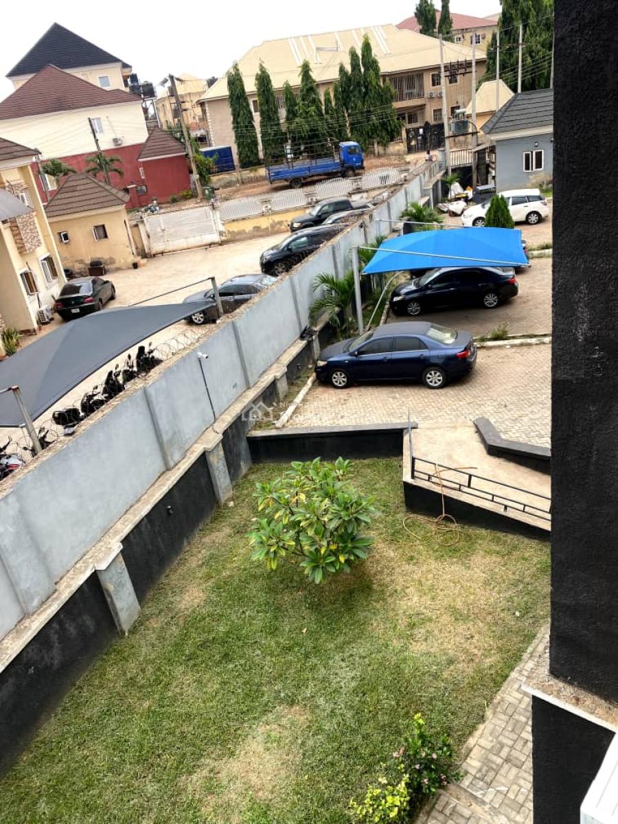 Spaciously Built 3 Bedroom Condo with 2 Living Room, Iec Street, Durumi, Abuja, House for Sale
