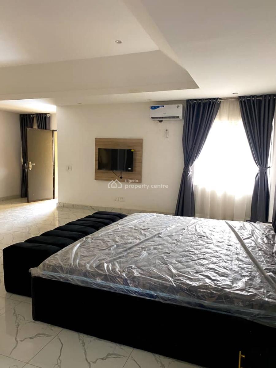 Spaciously Built 3 Bedroom Condo with 2 Living Room, Iec Street, Durumi, Abuja, House for Sale