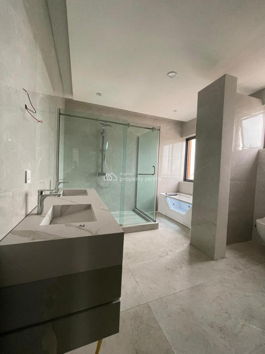 Exquisite Luxury Spacious 5 Bedroom Penthouse with Pool and Elevator, Lekki Phase 1, Lekki, Lagos, Flat / Apartment for Sale