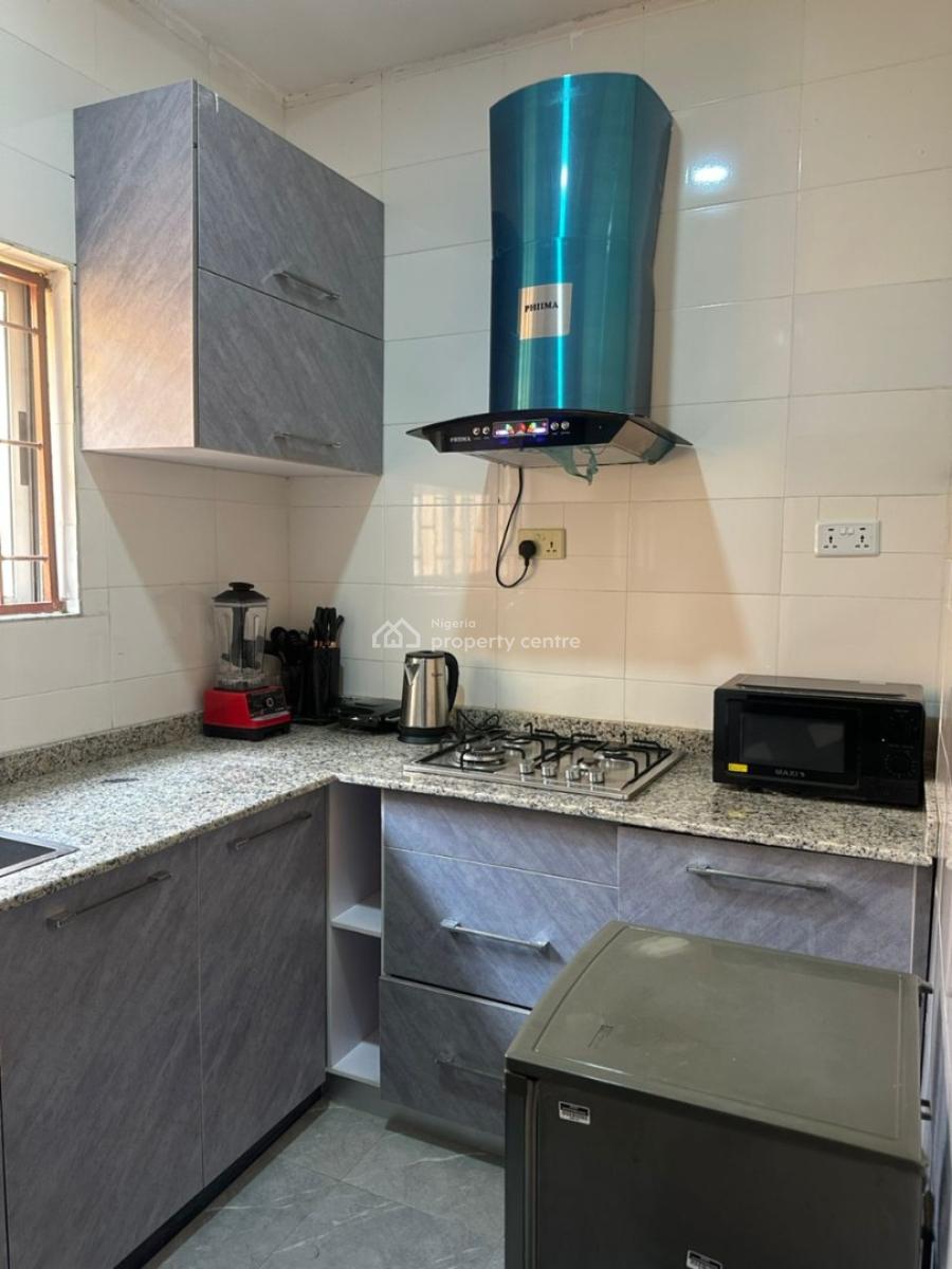 Large Fully Furnished Studio Apartment, Amodu Tijani Close, Off Sanusi Fafunwa, Victoria Island (vi), Lagos, Mini Flat (room and Parlour) for Rent