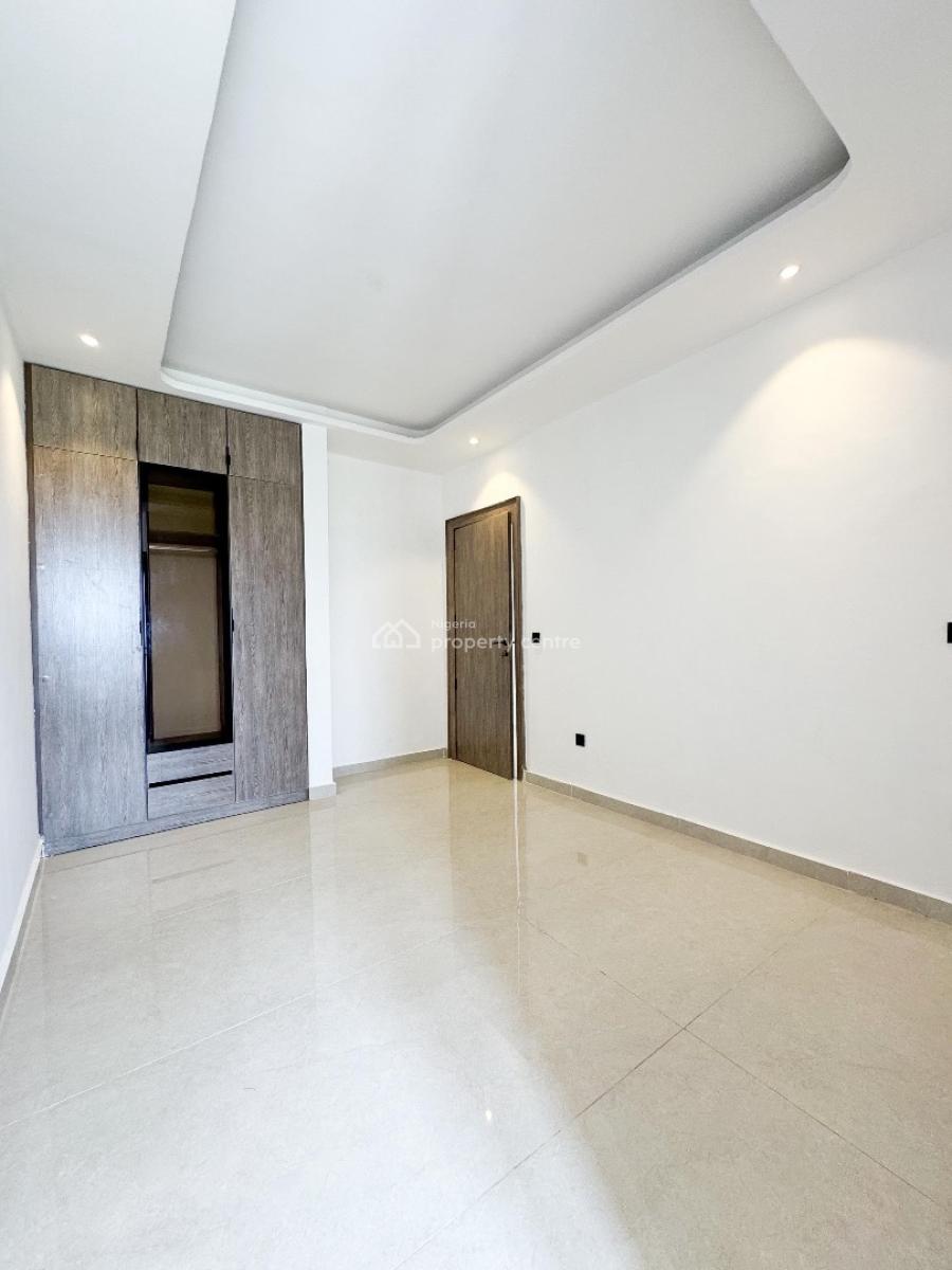 Luxury 2-bedroom Apartment, Lekki Phase 1, Lekki, Lagos, Flat / Apartment for Sale