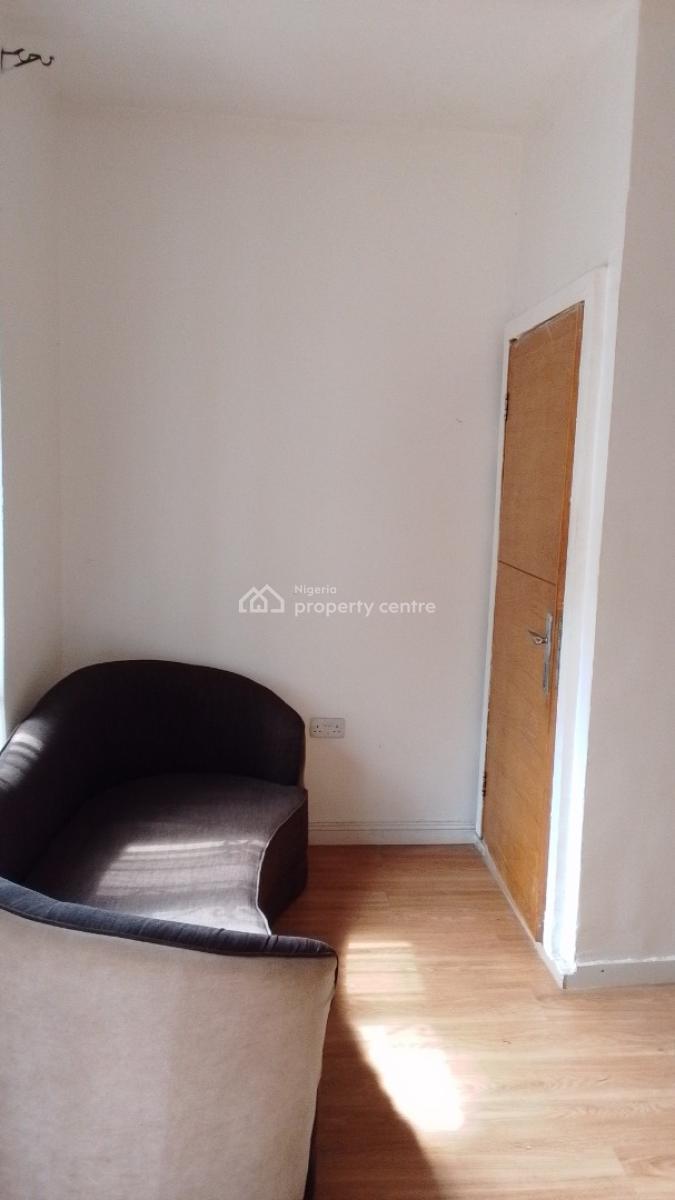 a Standard Mini Flat, Chevron Drive, Bera Estate, Lekki, Lagos, Mini Flat (room and Parlour) for Rent