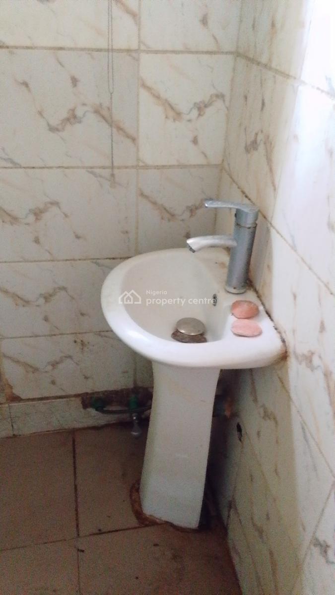 a Standard Mini Flat, Chevron Drive, Bera Estate, Lekki, Lagos, Mini Flat (room and Parlour) for Rent