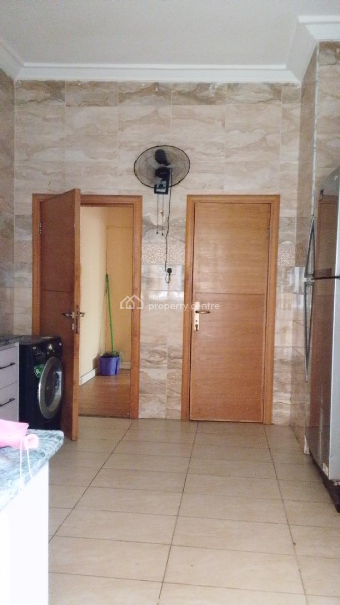 a Standard Mini Flat, Chevron Drive, Bera Estate, Lekki, Lagos, Mini Flat (room and Parlour) for Rent