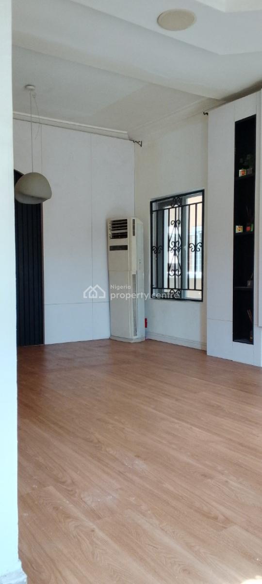 a Standard Mini Flat, Chevron Drive, Bera Estate, Lekki, Lagos, Mini Flat (room and Parlour) for Rent