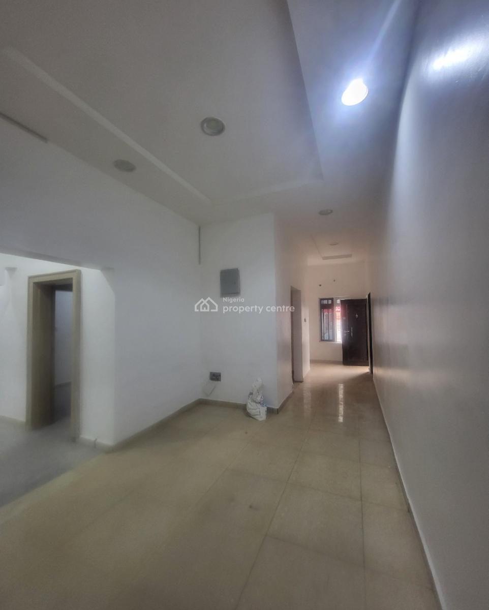 Luxurious Massive 4 Bedroom Flat, H-medix, Guzape District, Abuja, Flat / Apartment for Rent