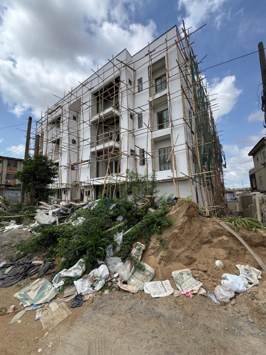 Luxury 3 Bedroom Apartment in a Calm Neighborhood, Gbagada, Lagos, House for Sale