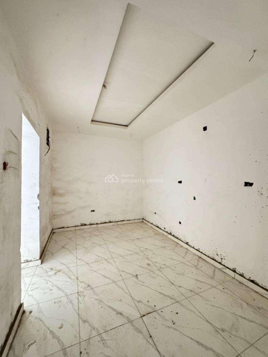 Luxury 3 Bedroom Apartment in a Calm Neighborhood, Gbagada, Lagos, House for Sale