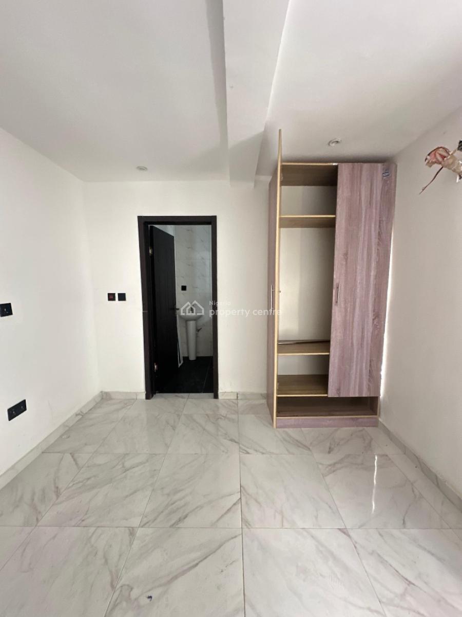 3 Bedroom Apartment, Lekki Phase 1, Lekki, Lagos, Flat / Apartment for Rent