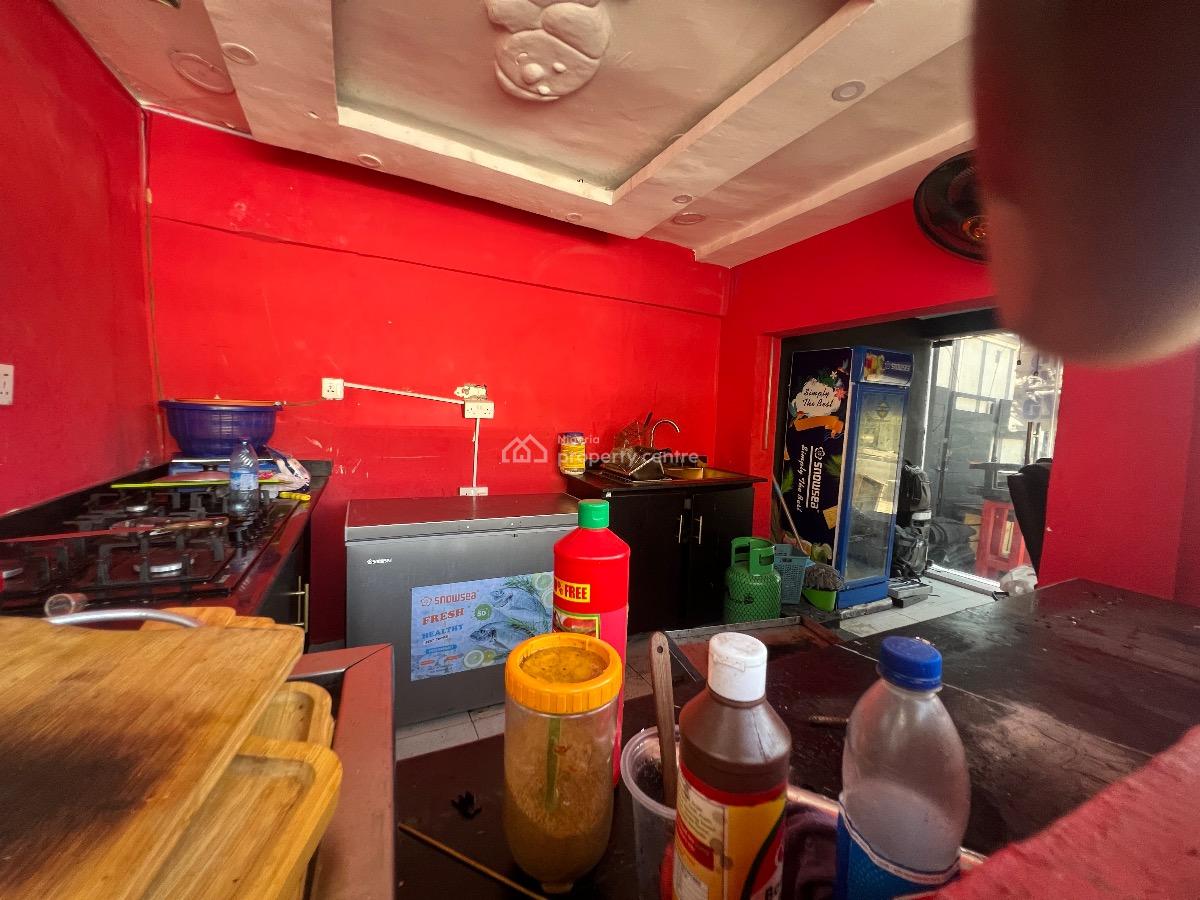 Cafee Space, Small Chops, Restaurant Space, Emmanuel Abimbola Cole, Lekki Phase 1, Lekki, Lagos, Restaurant / Bar for Rent